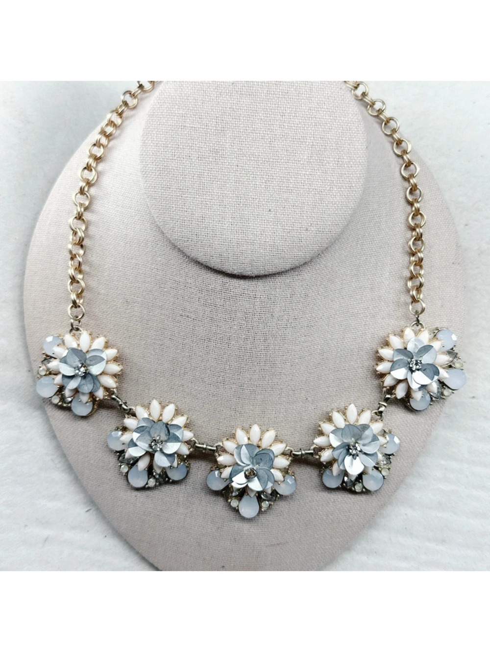 848mc. Matte Goldtone Bling Necklace